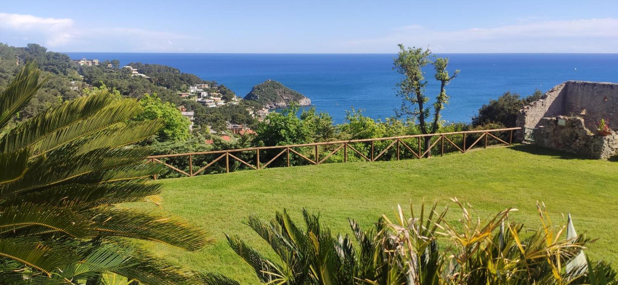 Il Giardino Sull'Isola - Appartamento - Bergeggi Ngoại thất bức ảnh